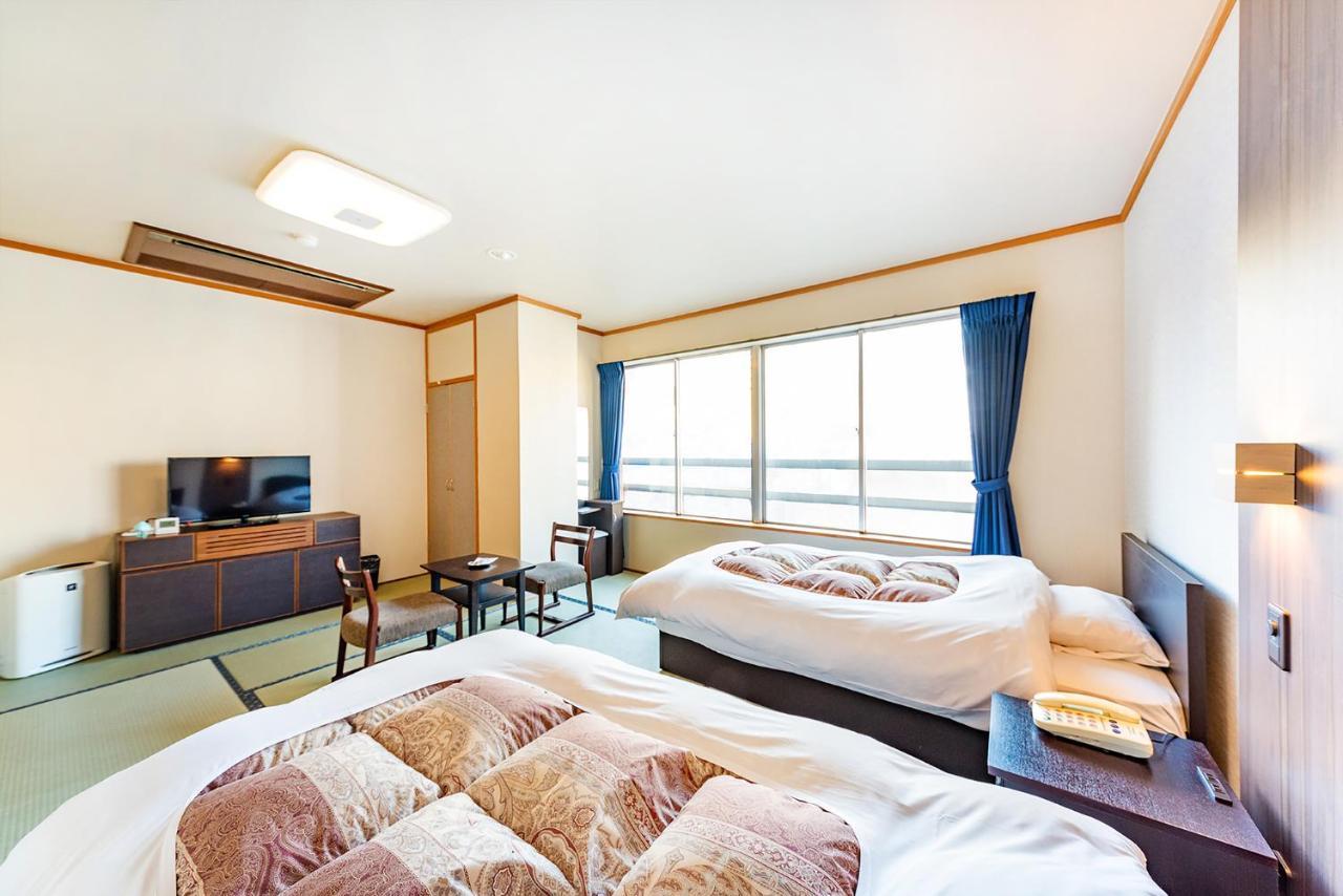 Umino Hotel Hajime Ойта Екстер'єр фото