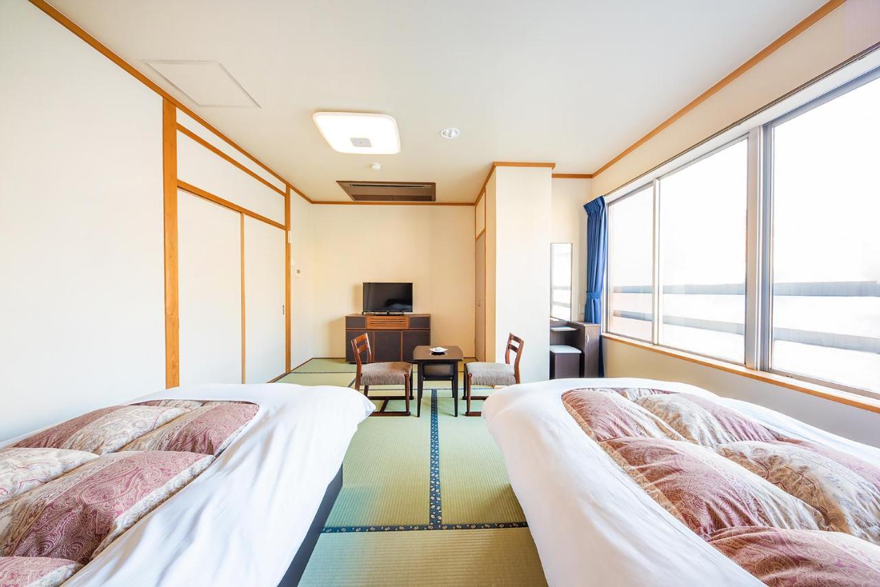 Umino Hotel Hajime Ойта Екстер'єр фото